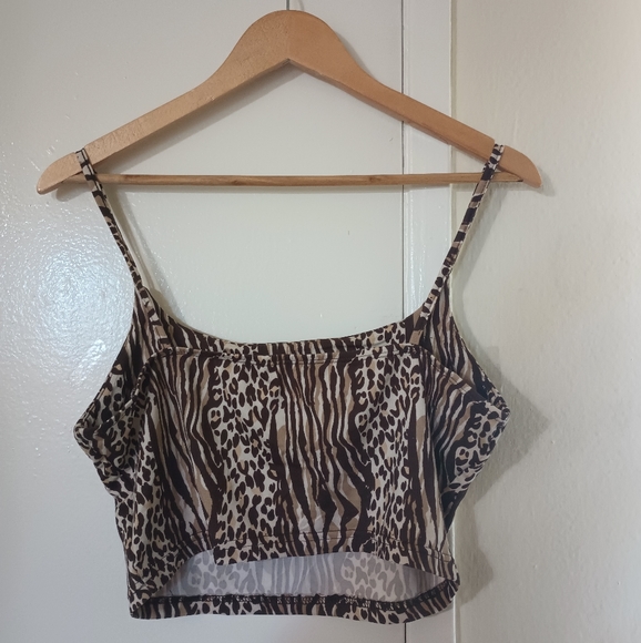 Animal Print Cami Crop Top - Picture 2 of 3